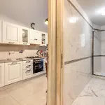 Montebello Apartments79